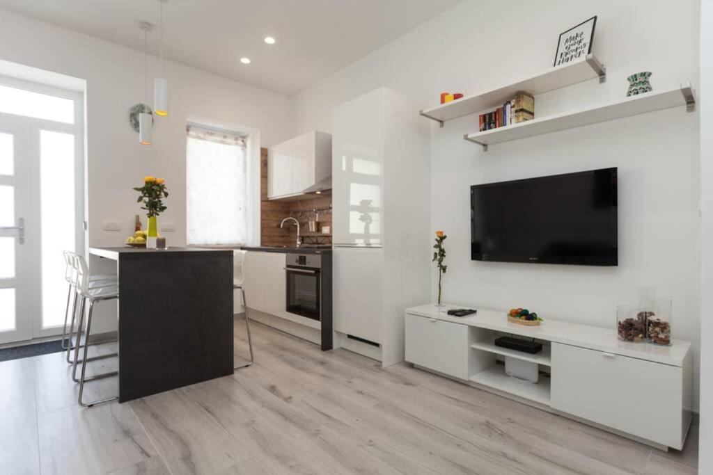Ferienwohnung Apartman Luna Pula Exterior foto